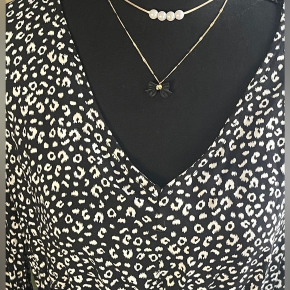 Chic Urban Rose Dress Animal Print V-Neck Long Sleeve Mid Thigh Women’s 1XL - Picture 2 of 5